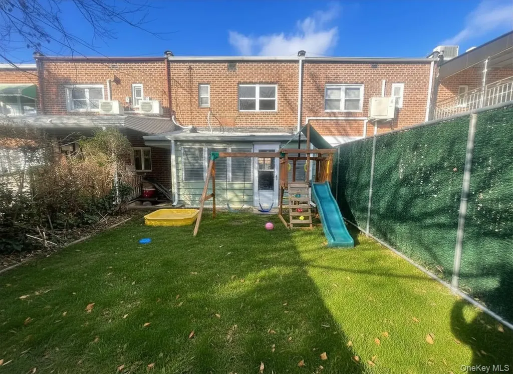 140-14 68th Drive Flushing NY 11367