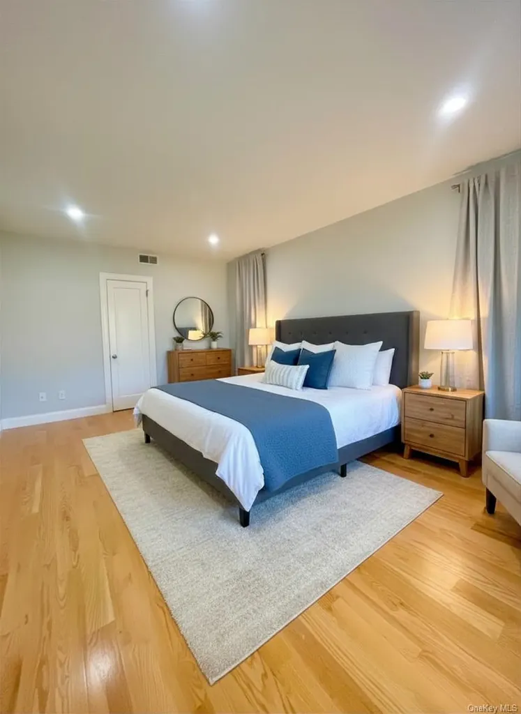 140-14 68th Drive Flushing NY 11367