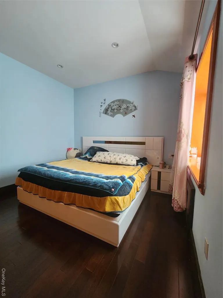 13910 14th Avenue Whitestone NY 11357