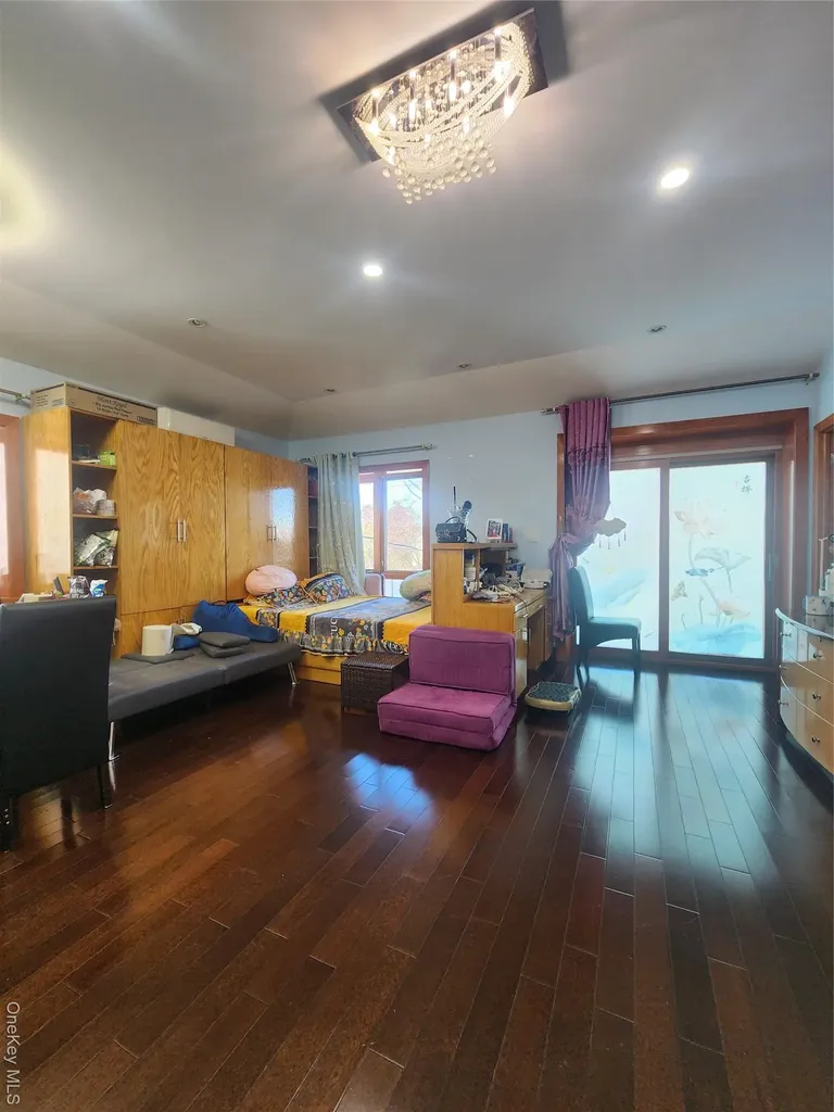 13910 14th Avenue Whitestone NY 11357
