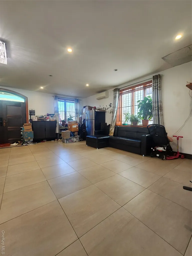 13910 14th Avenue Whitestone NY 11357