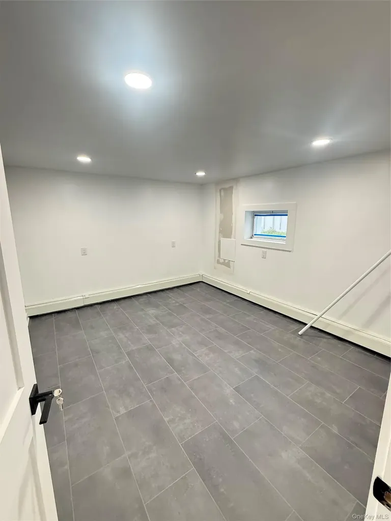 610 Laurelton Boulevard Long Beach NY 11561