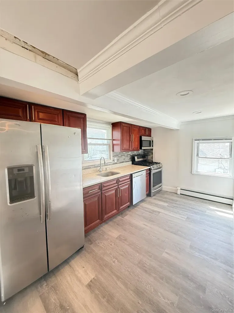 610 Laurelton Boulevard Long Beach NY 11561