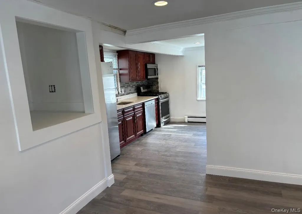 610 Laurelton Boulevard Long Beach NY 11561