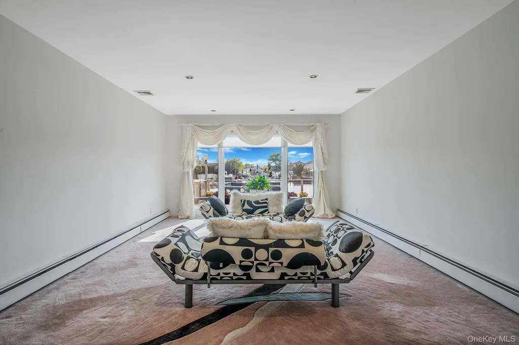 3452 Ocean Avenue Oceanside NY 11572