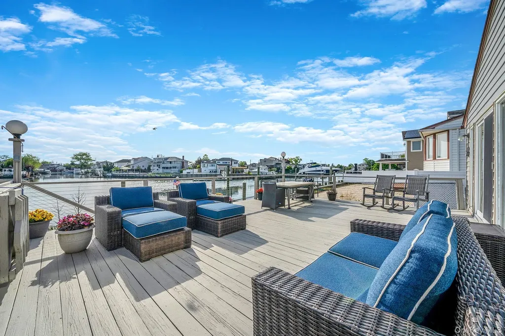 3452 Ocean Avenue Oceanside NY 11572
