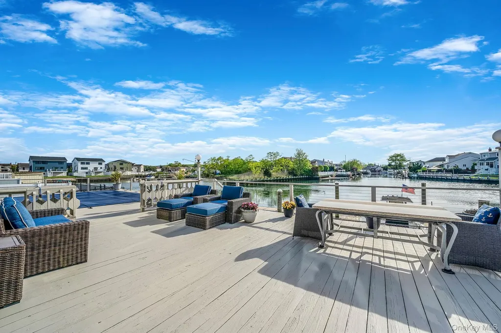 3452 Ocean Avenue Oceanside NY 11572