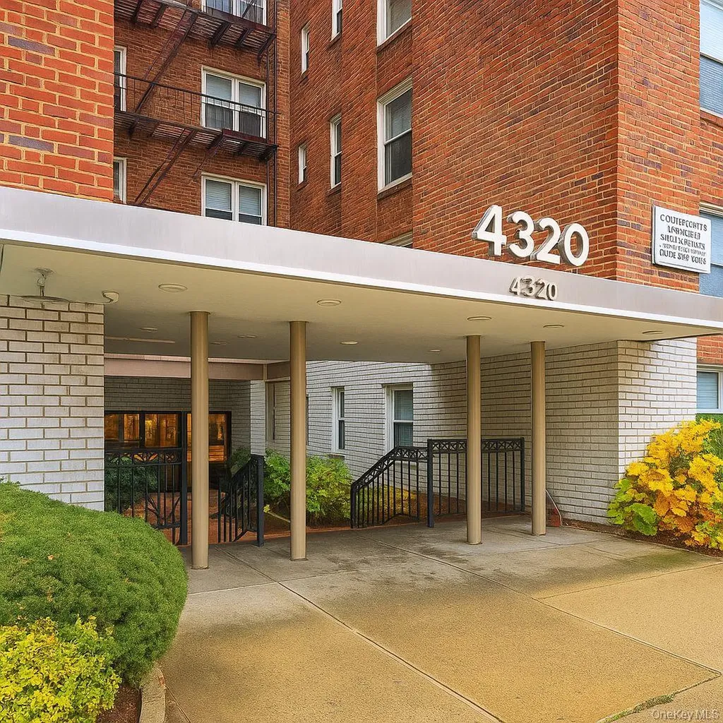 4320 Van Cortlandt Park E Bronx NY 10470