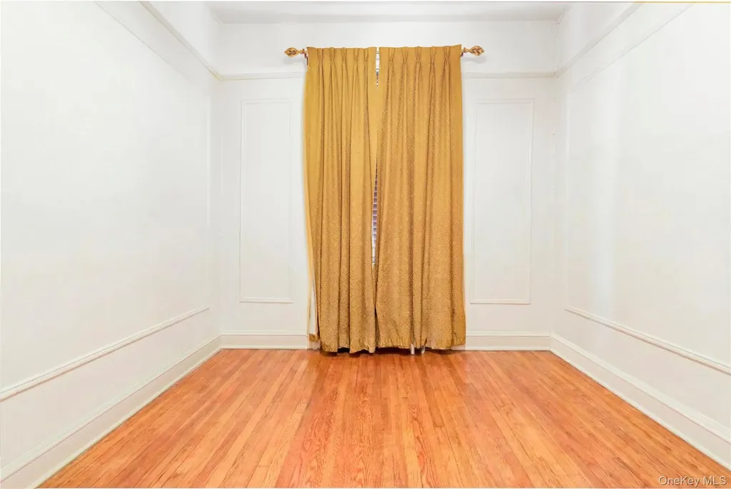 853 E 49th Street Brooklyn NY 11203