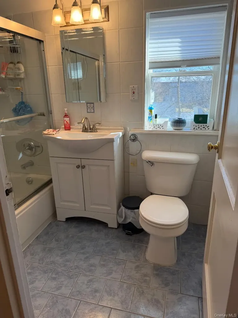 93 Whitman Road Yonkers NY 10710