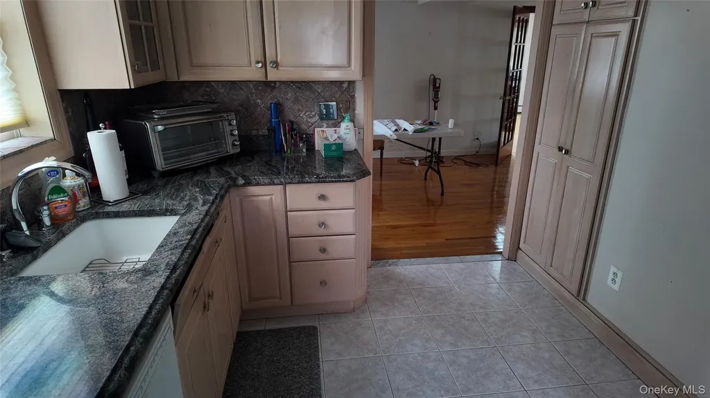 93 Whitman Road Yonkers NY 10710
