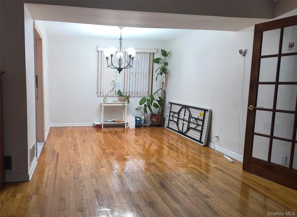 93 Whitman Road Yonkers NY 10710