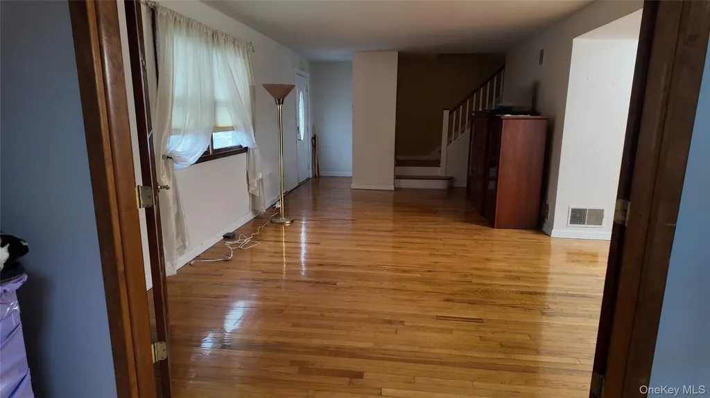 93 Whitman Road Yonkers NY 10710