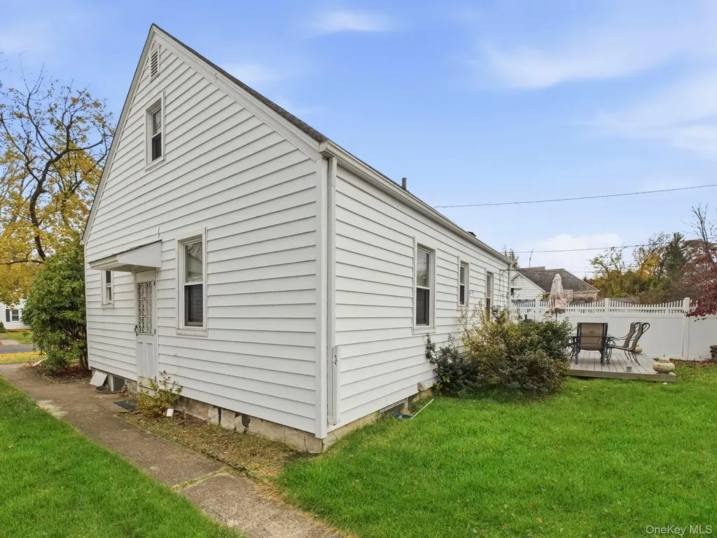 46 Mitchell Avenue Poughkeepsie NY 12603