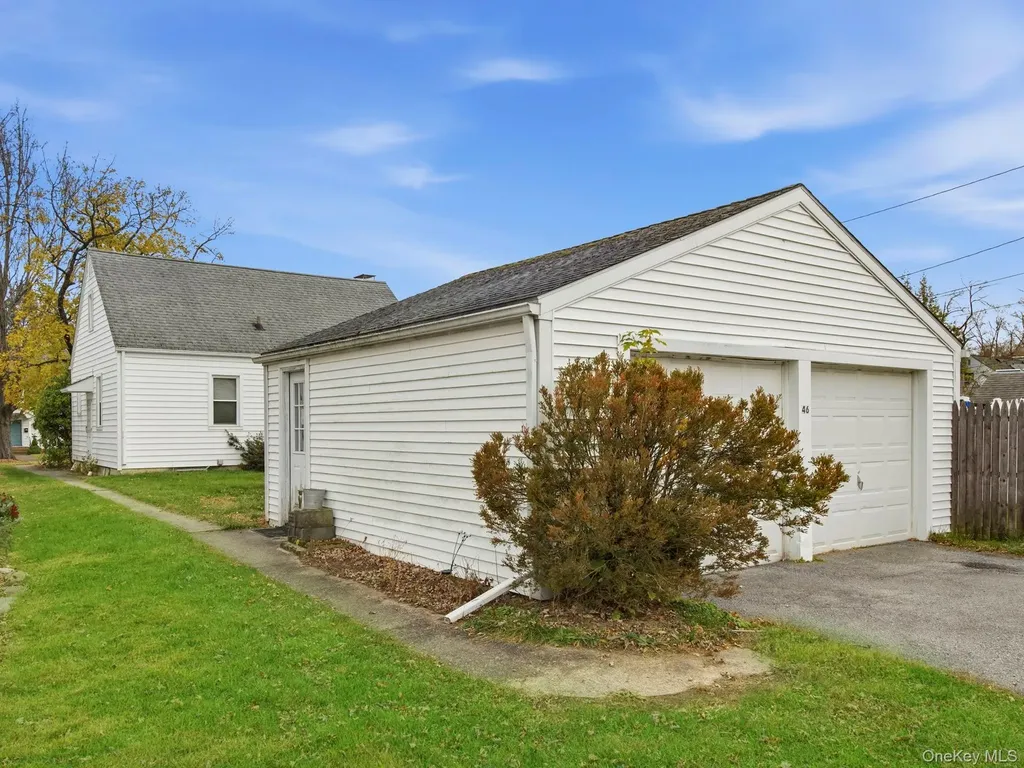46 Mitchell Avenue Poughkeepsie NY 12603
