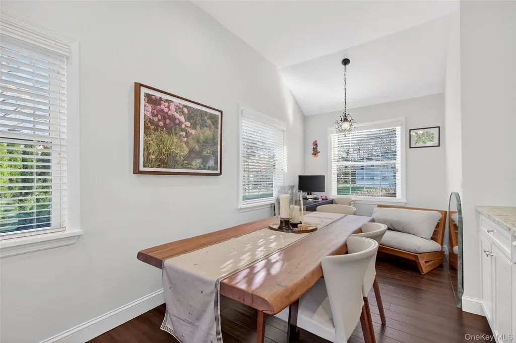 550 Beach Road Mahopac NY 10541