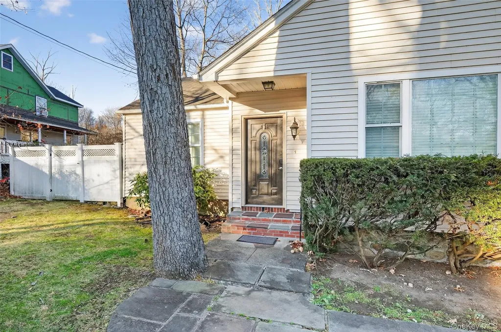 550 Beach Road Mahopac NY 10541