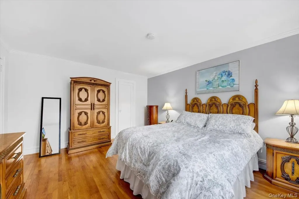 2529 Westervelt Avenue Bronx NY 10469