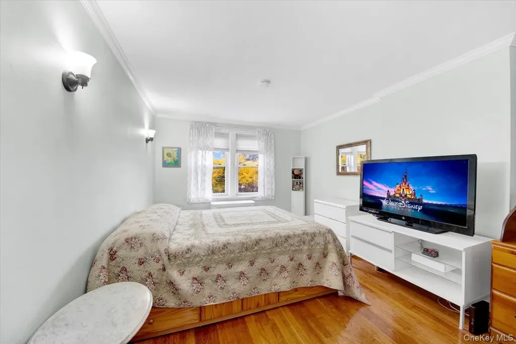 2529 Westervelt Avenue Bronx NY 10469