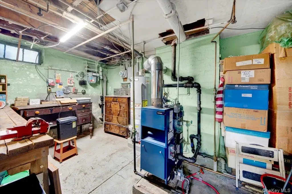 2529 Westervelt Avenue Bronx NY 10469