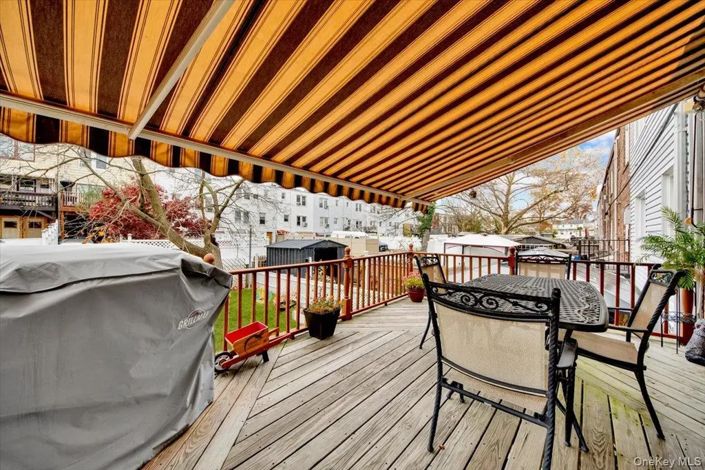 2529 Westervelt Avenue Bronx NY 10469