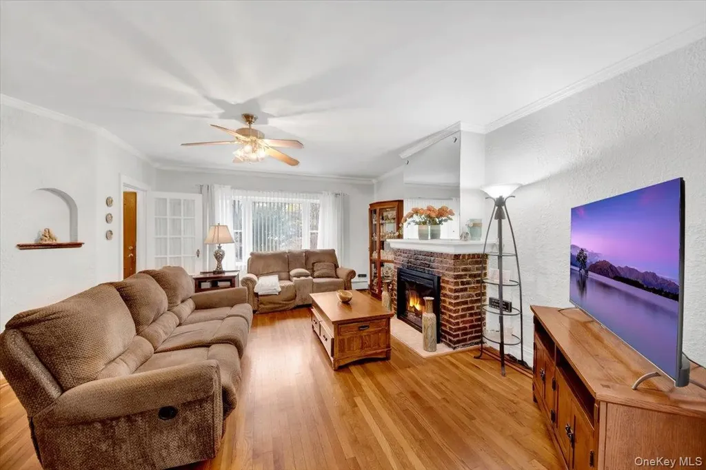 2529 Westervelt Avenue Bronx NY 10469