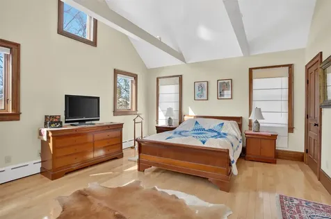6455 Montgomery Street Rhinebeck NY 12572