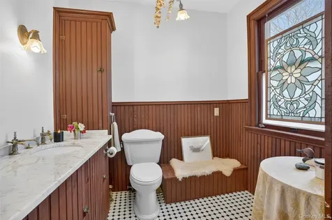 6455 Montgomery Street Rhinebeck NY 12572