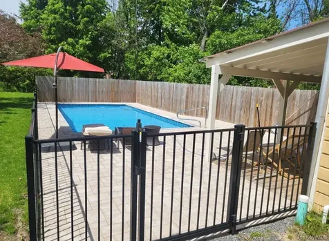 6455 Montgomery Street Rhinebeck NY 12572