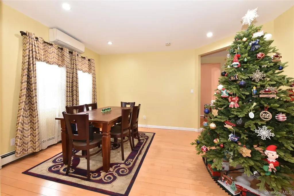 113 Stewart Avenue Hempstead NY 11550