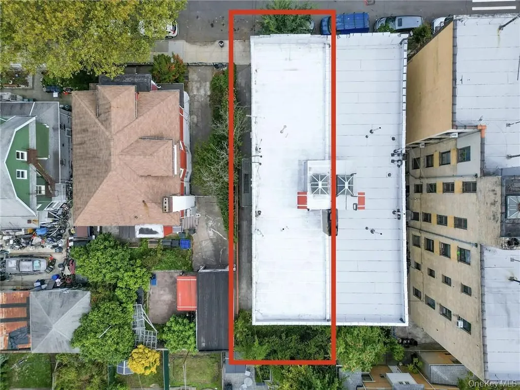 2176 E 13th Street Brooklyn NY 11229
