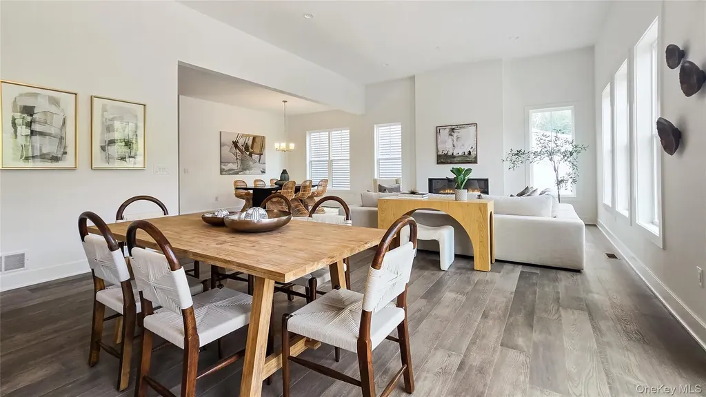 2077 Summit Loop Carmel NY 10512