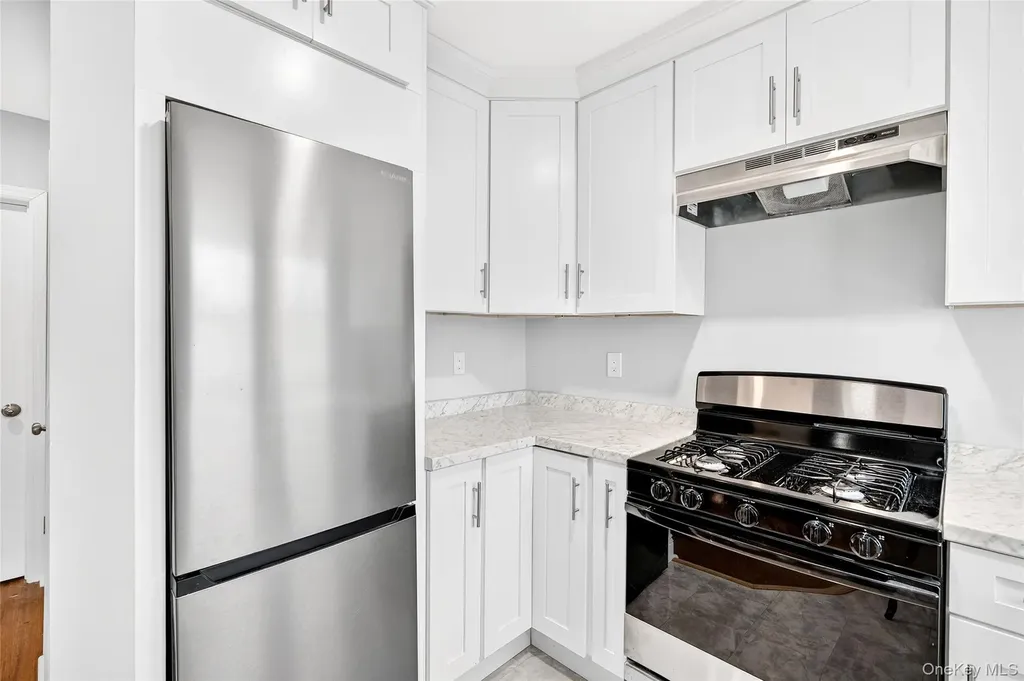 669 N Division Street Peekskill NY 10566