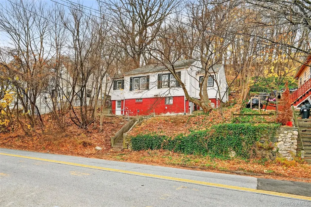 669 N Division Street Peekskill NY 10566