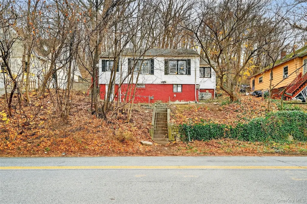 669 N Division Street Peekskill NY 10566