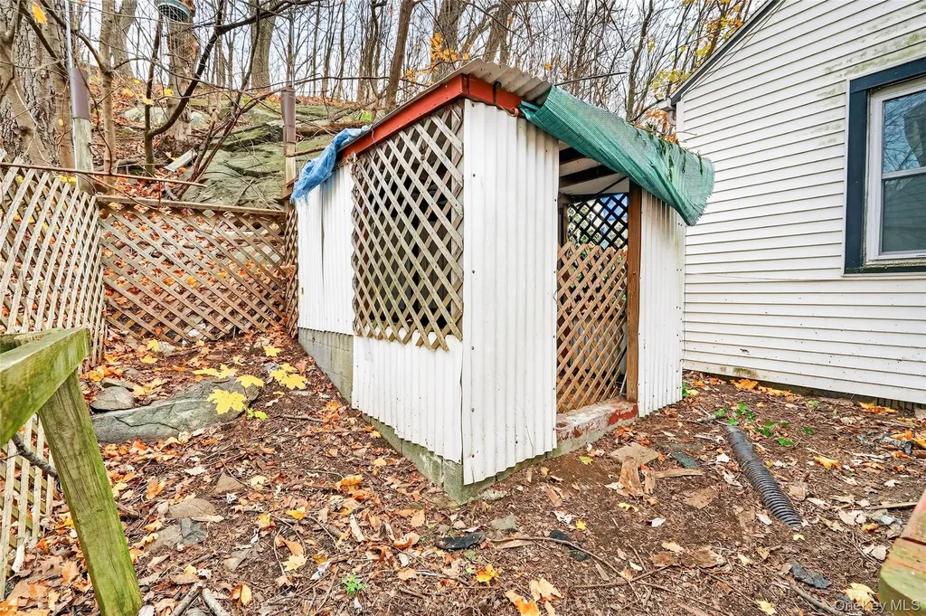 669 N Division Street Peekskill NY 10566