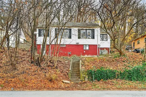 669 N Division Street Peekskill NY 10566