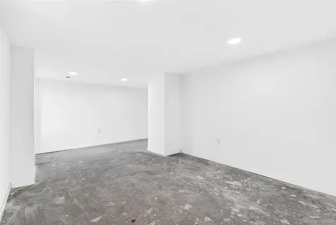 669 N Division Street Peekskill NY 10566