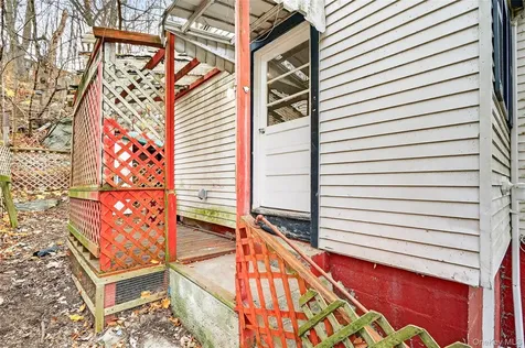 669 N Division Street Peekskill NY 10566