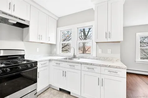 669 N Division Street Peekskill NY 10566
