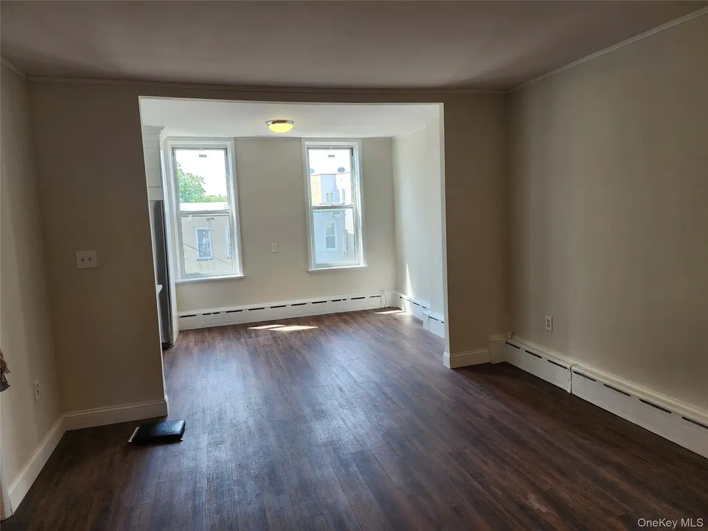 6410 Myrtle Avenue Glendale NY 11385