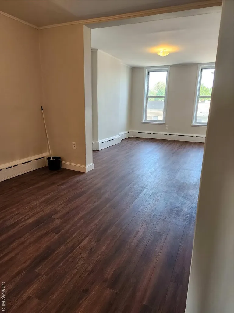 6410 Myrtle Avenue Glendale NY 11385