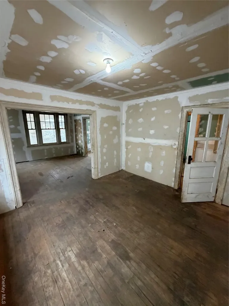 244 Tibbetts Road Yonkers NY 10705