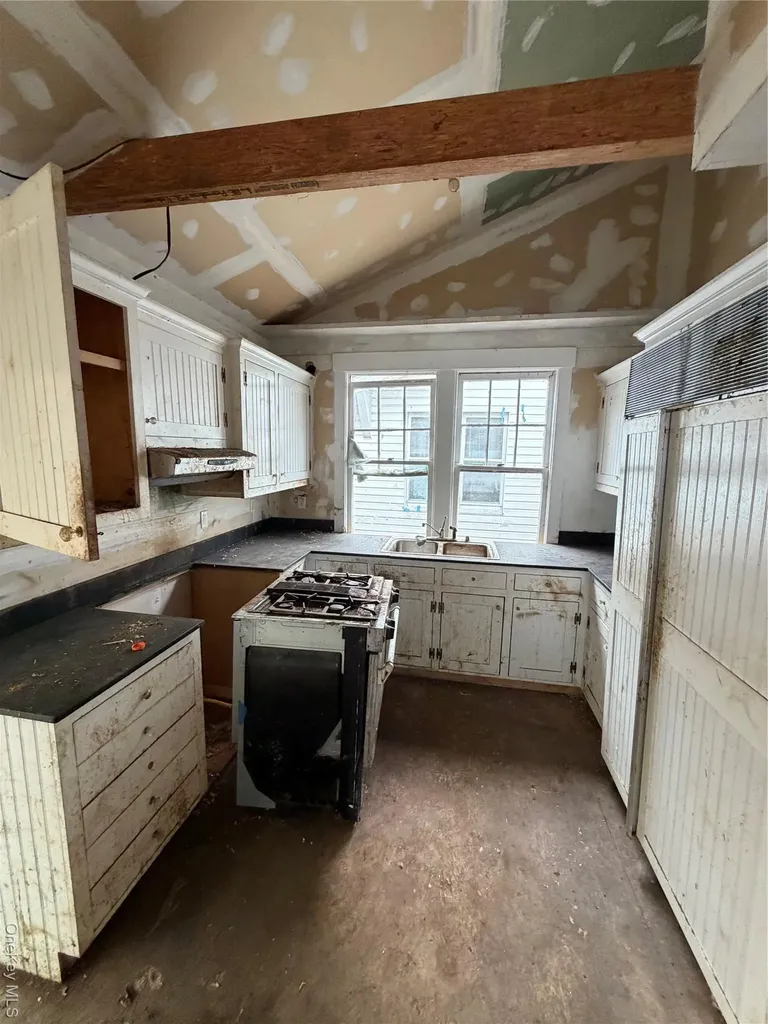 244 Tibbetts Road Yonkers NY 10705