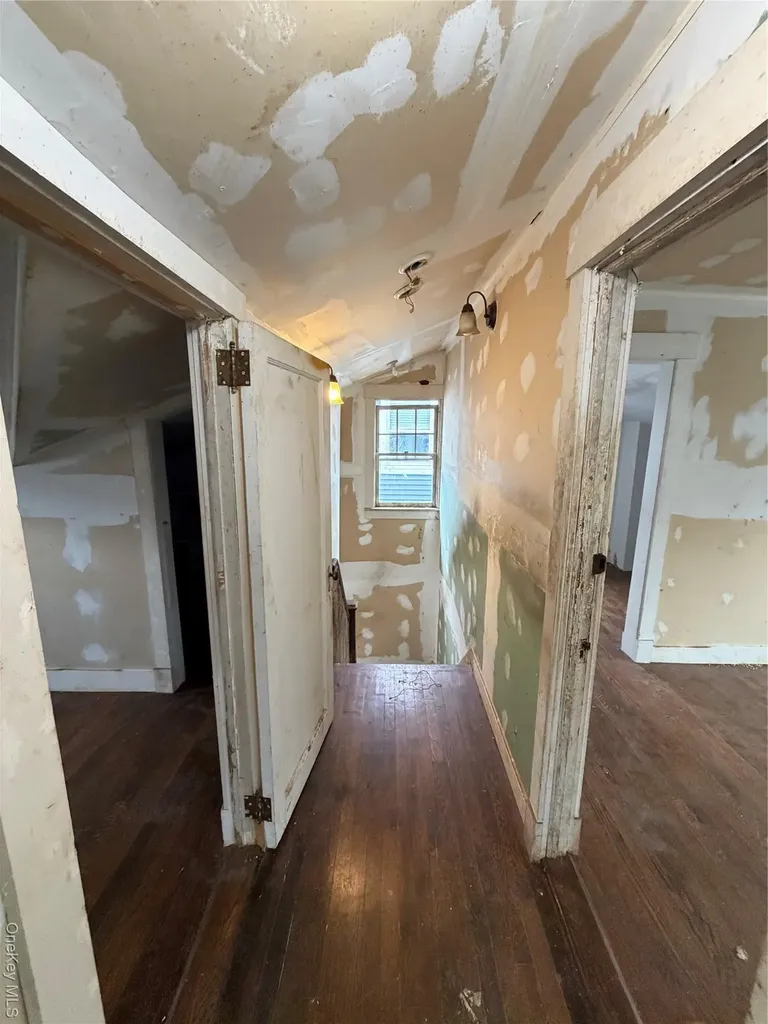 244 Tibbetts Road Yonkers NY 10705