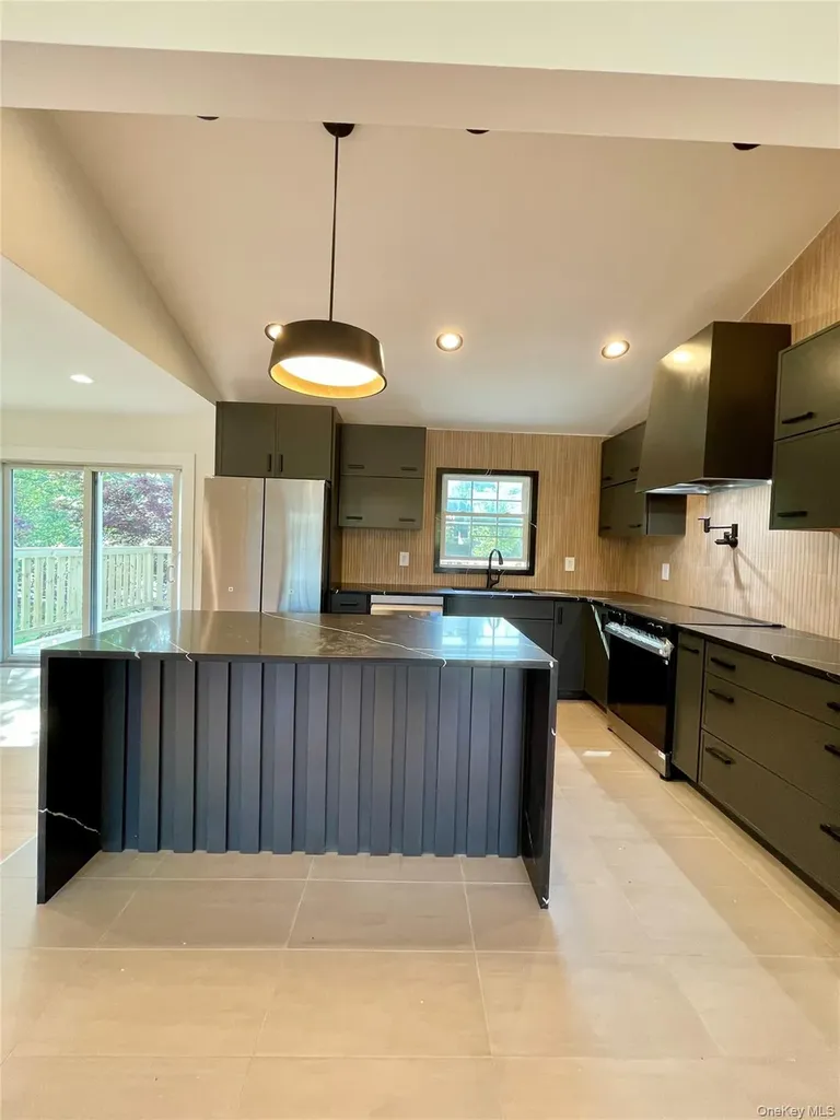 10 Frederick Middletown NY 10941