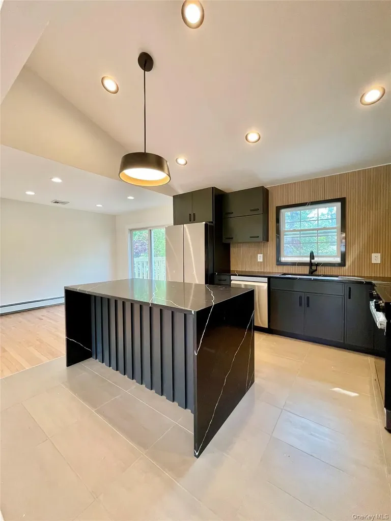 10 Frederick Middletown NY 10941