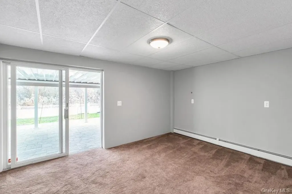 3 Bayview Place Locust Valley NY 11560