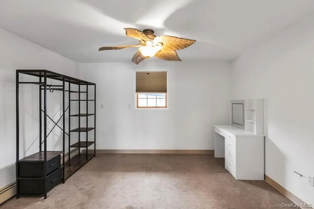 3 Bayview Place Locust Valley NY 11560