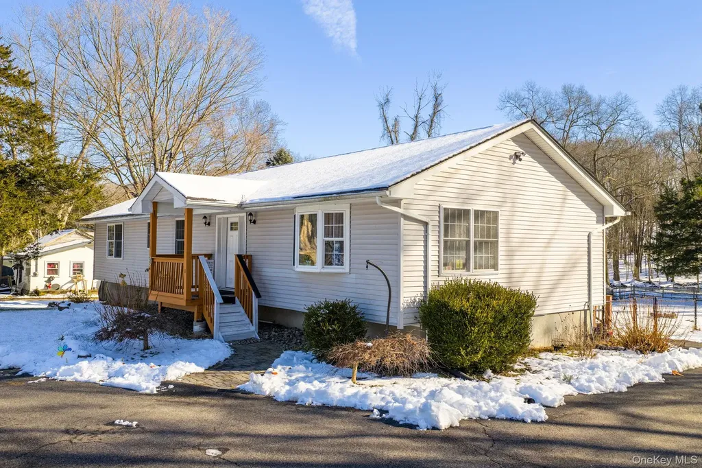 100 Maybrook Road Campbell Hall NY 10916